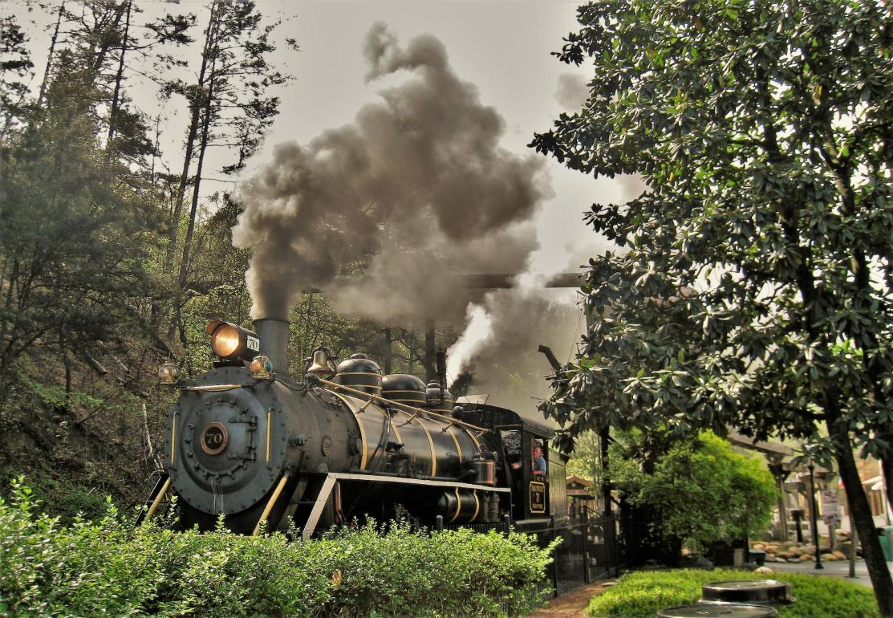 Time To Cuddle, Wifi, Near Pigeon Forge, 1089 Free Tickets Each Paid Day, Dollywood And More Luaran gambar